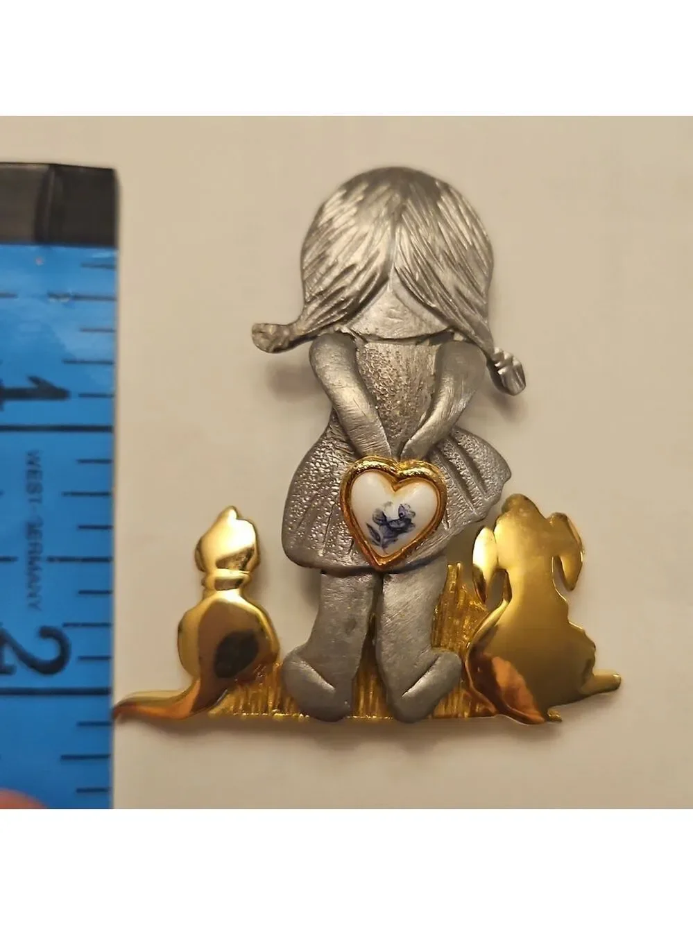 Pin Ultra craft Lttle Girl With Cat And Dog Holdong A Heart Pewter Look And Gold